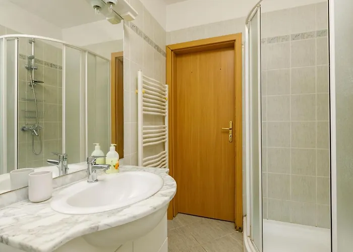 Apartment Karen By Interhome *